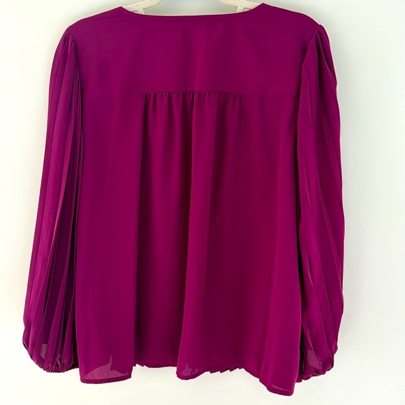 Nine West Pleated Pink/Purple Pleated Blouse Size L - Picture 3 of 7